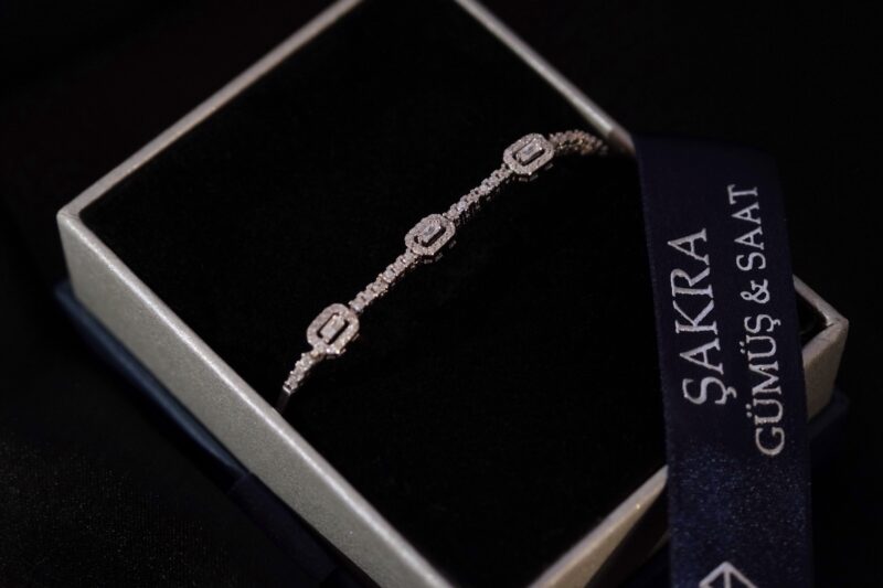 Baget Taşlı Gümüş Bileklik – 5.5 Gram - Görsel 2