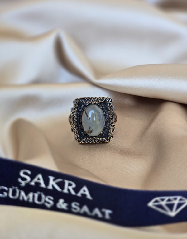 Doğal Taşlı Antik Desenli Erkek Gümüş Yüzük – 18 gr | Şakra Gümüş & Saat