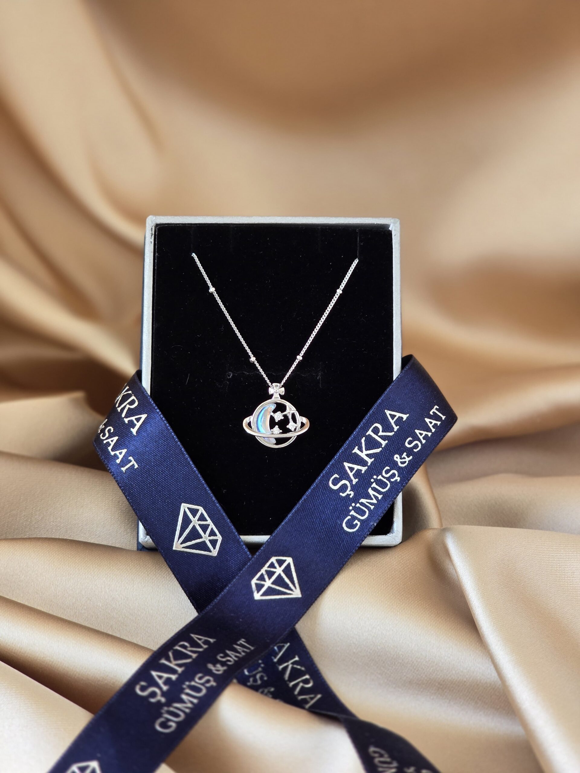 Kristal Küre Gezegen Formlu 925 Ayar Gümüş Kolye - Görsel 2