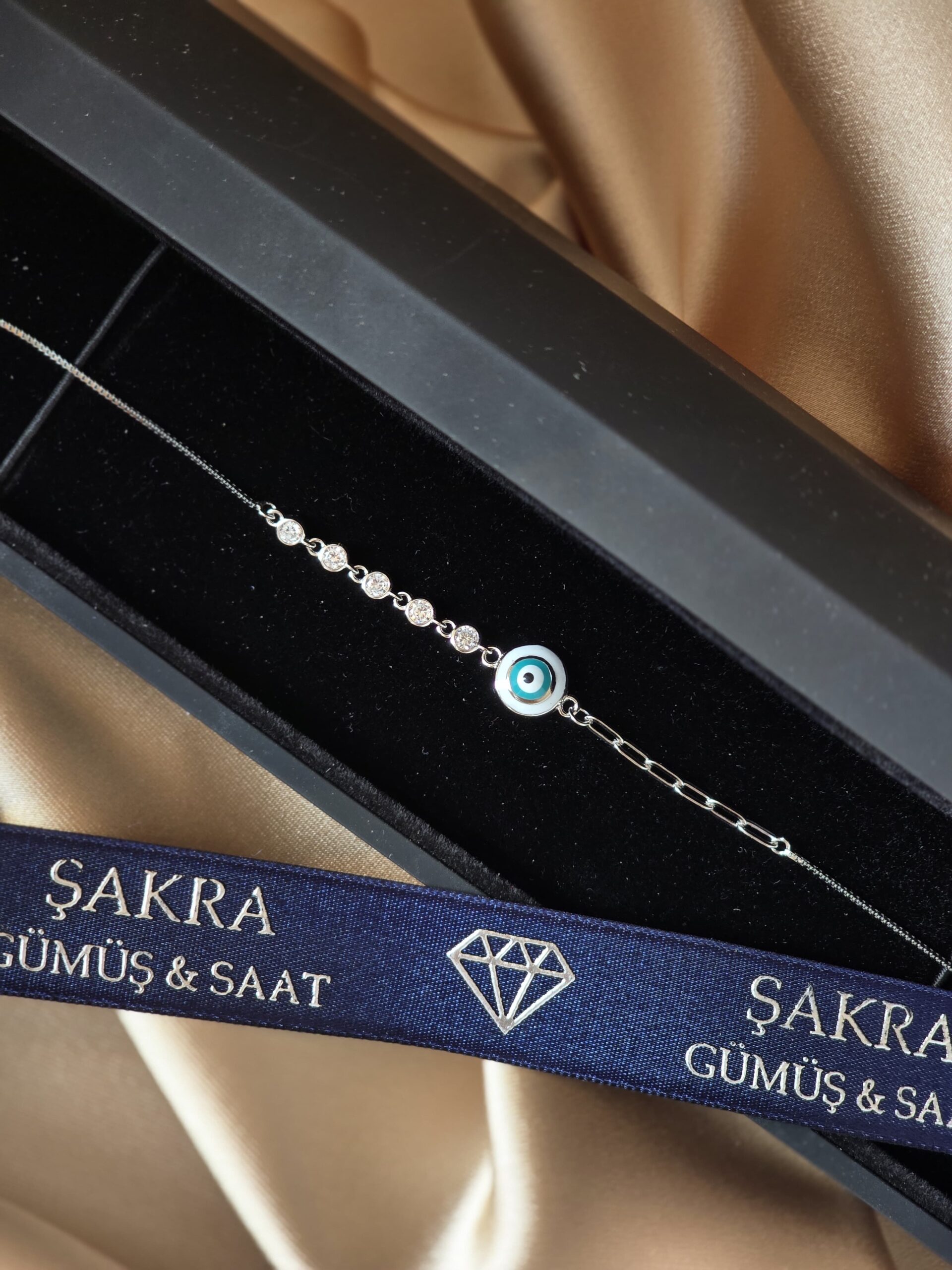 Minik Nazar Gözlü Taş Detaylı Kombin Zincirli Gümüş Bileklik - Görsel 2