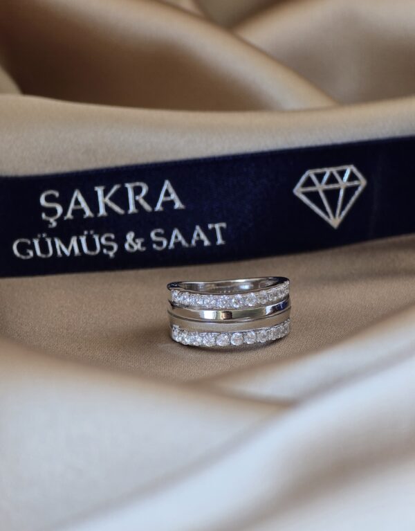 Çift Sıra Zirkon Taşlı Zarif Bayan Gümüş Yüzük – 4.7 gr | Şakra Gümüş & Saat