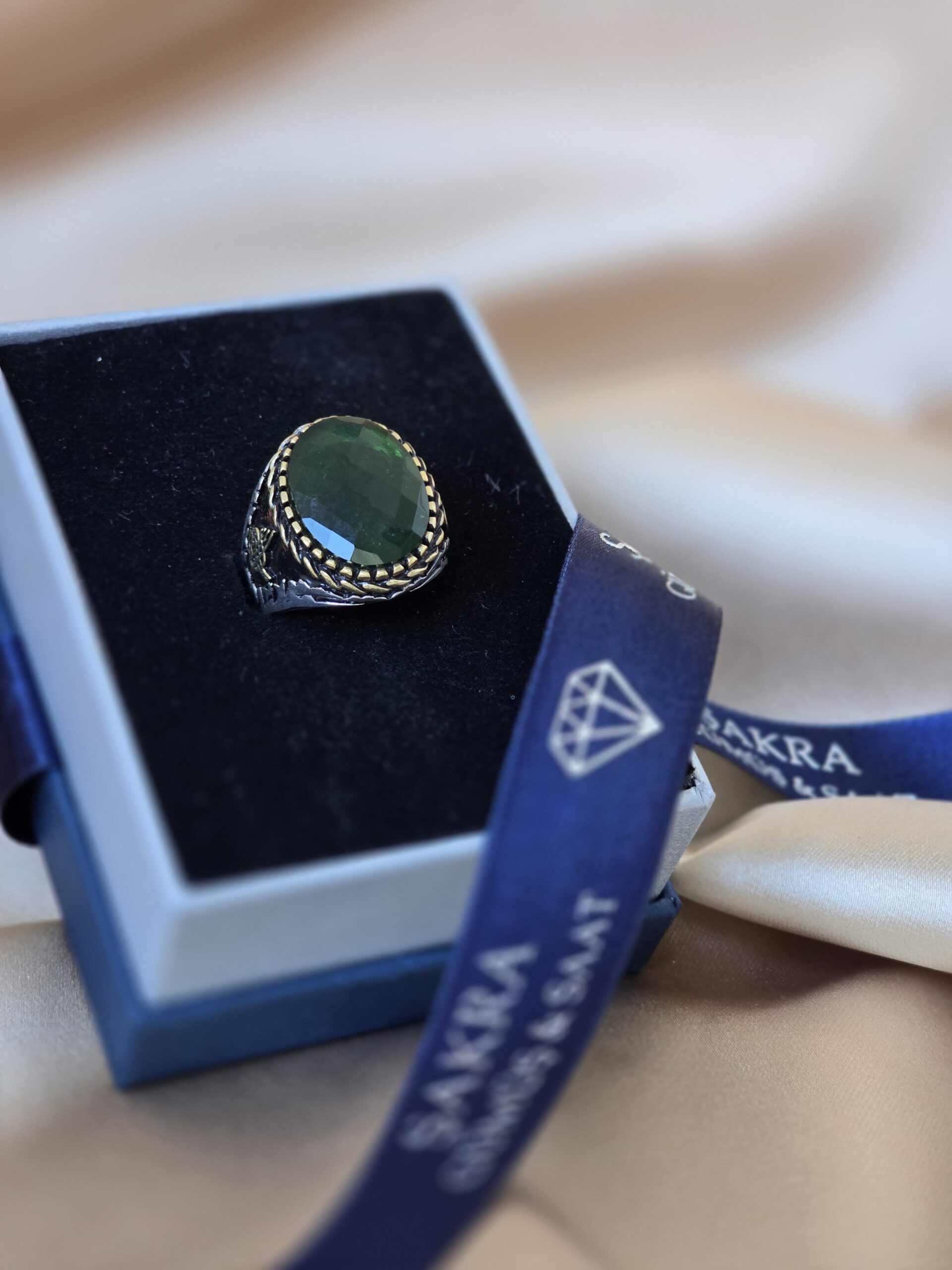 Yeşil Kesme Taşlı Tuğra Desenli Erkek Gümüş Yüzük – 18 gr | Şakra Gümüş & Saat - Görsel 3