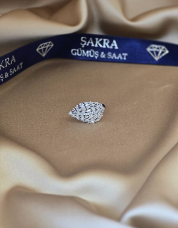 Baget Taşlı Oval Form 925 Ayar Gümüş Yüzük – 3.8 Gram