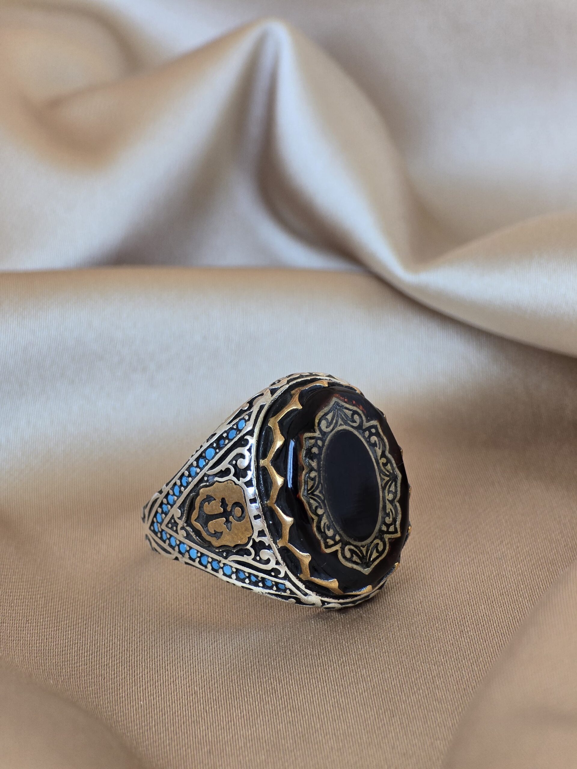 Siyah Taşlı Çapa Desenli Erkek Gümüş Yüzük – 14.5 gr | Şakra Gümüş & Saat