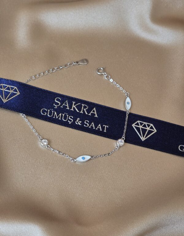 Badem Formu Nazar Detaylı Minimal Gümüş Bileklik