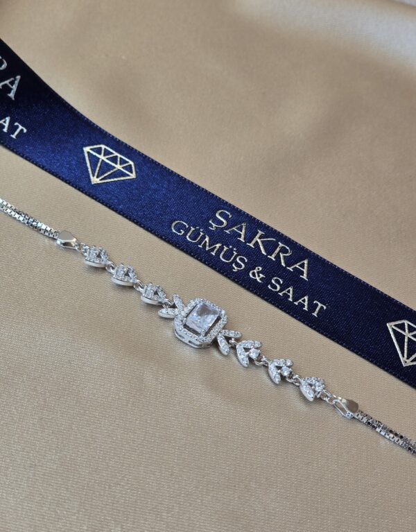 Baget Taşlı Yaprak Detaylı Özel Tasarım Gümüş Bileklik