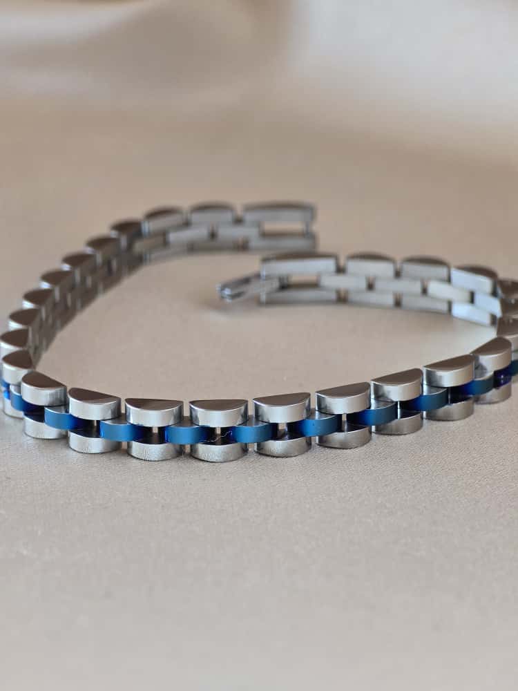 Şakra Gümüş İnce Mavi Şerit Detaylı Çelik Link Bileklik