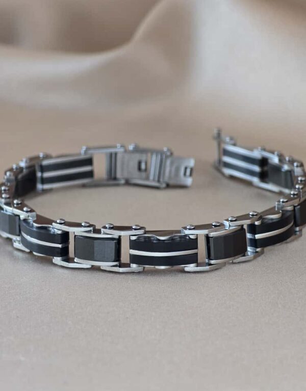 Şakra Gümüş Siyah Şerit Detaylı Çelik Link Bileklik