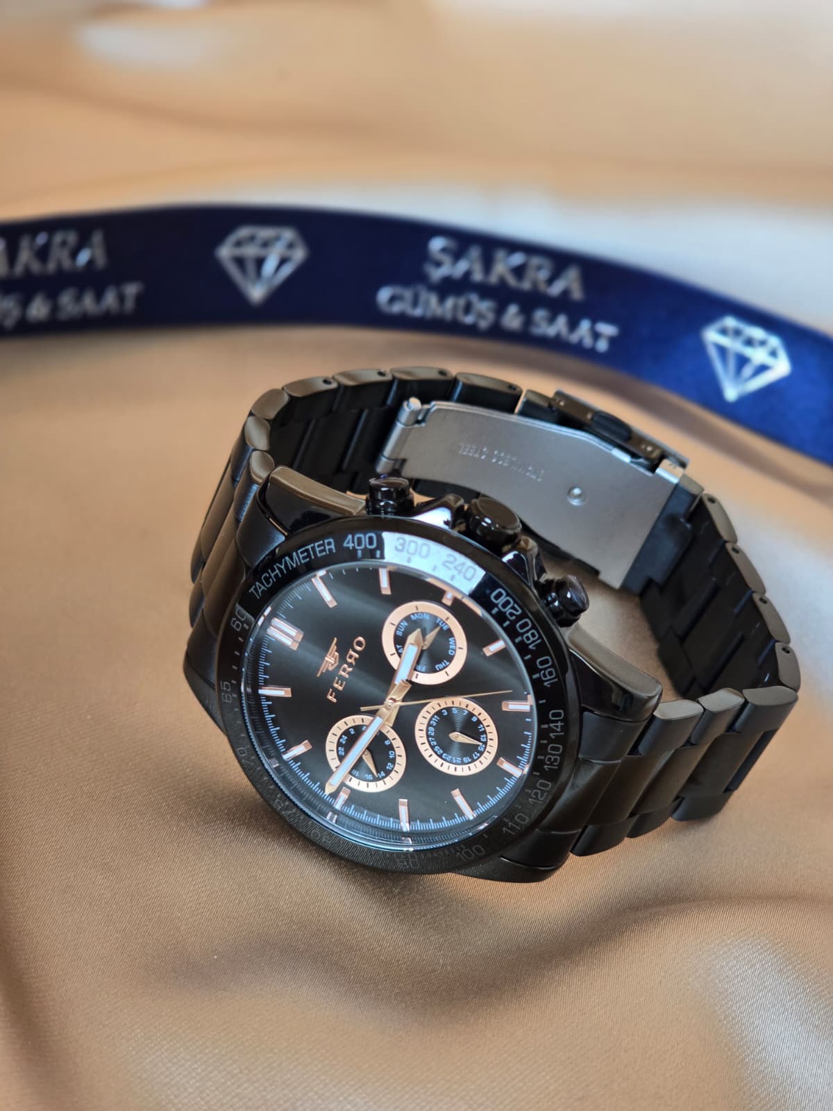 FERRO Tachymeter Bezel Tam Siyah Metal Kordon Erkek Kol Saati